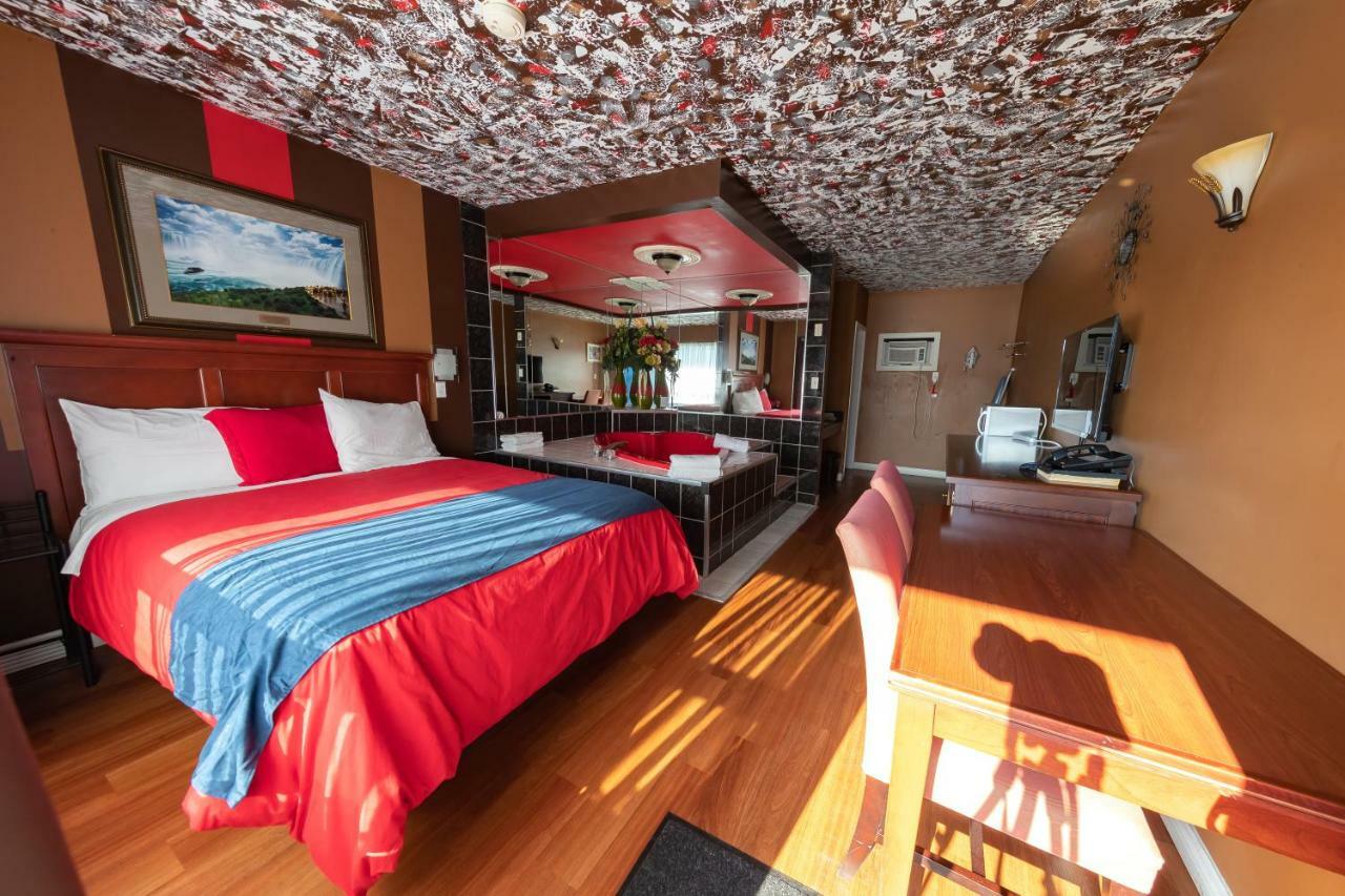 Villager Hotel Niagara Falls