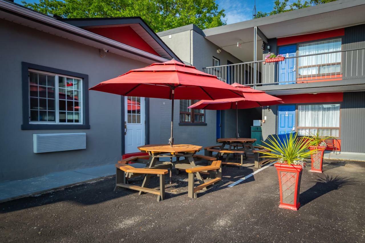 Villager Hotel